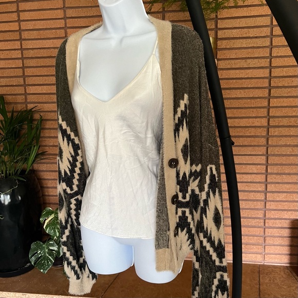 Like New, Soft Aztec Button Up Cardigan - Picture 2 of 9